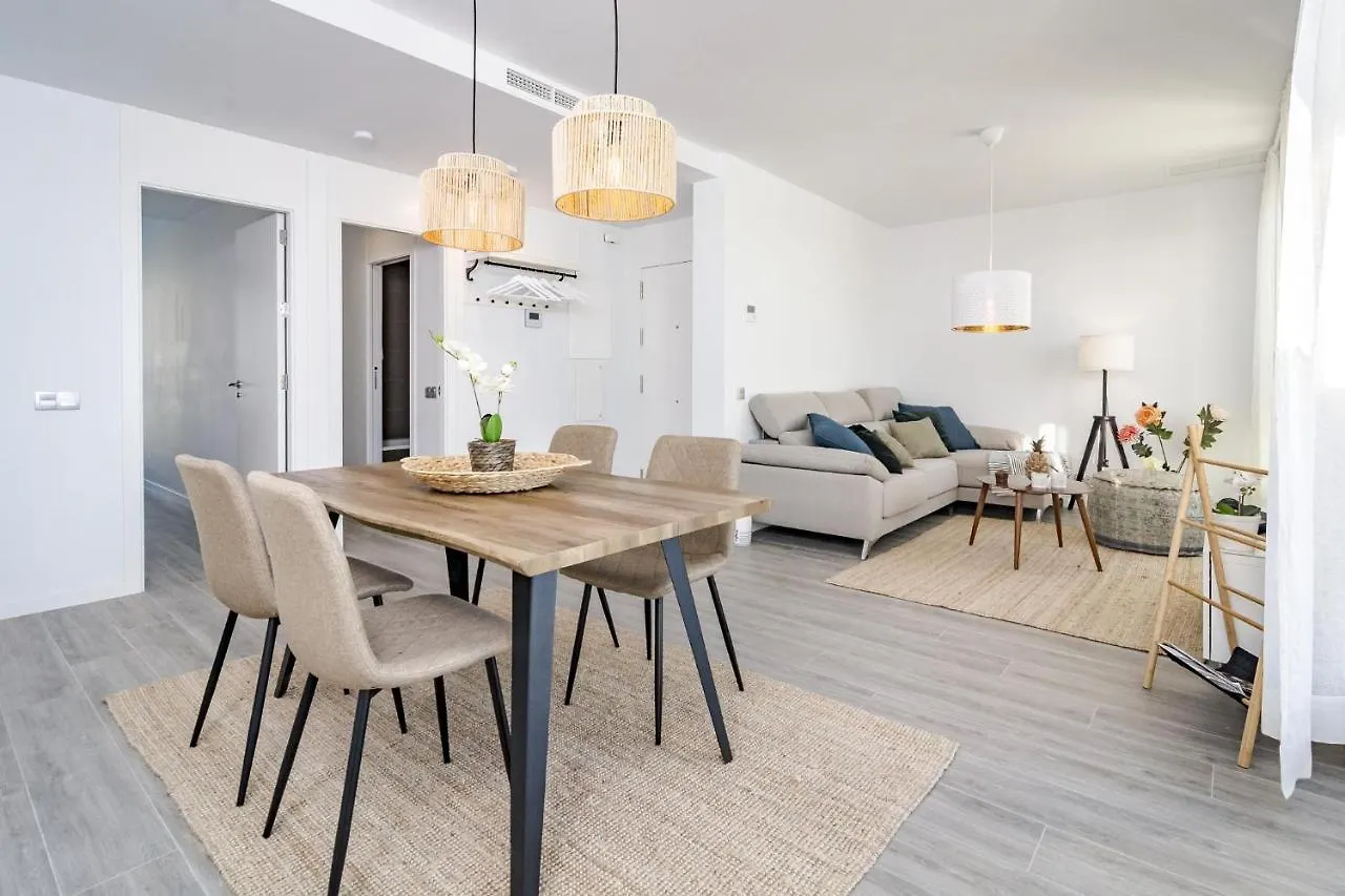 Lm12B- Exclusive 2 Bedroom Apartment In Le Mirage Estepona