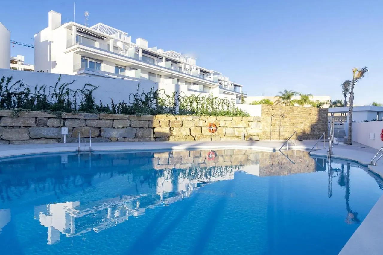 Lm12B- Exclusive 2 Bedroom Apartment In Le Mirage Estepona