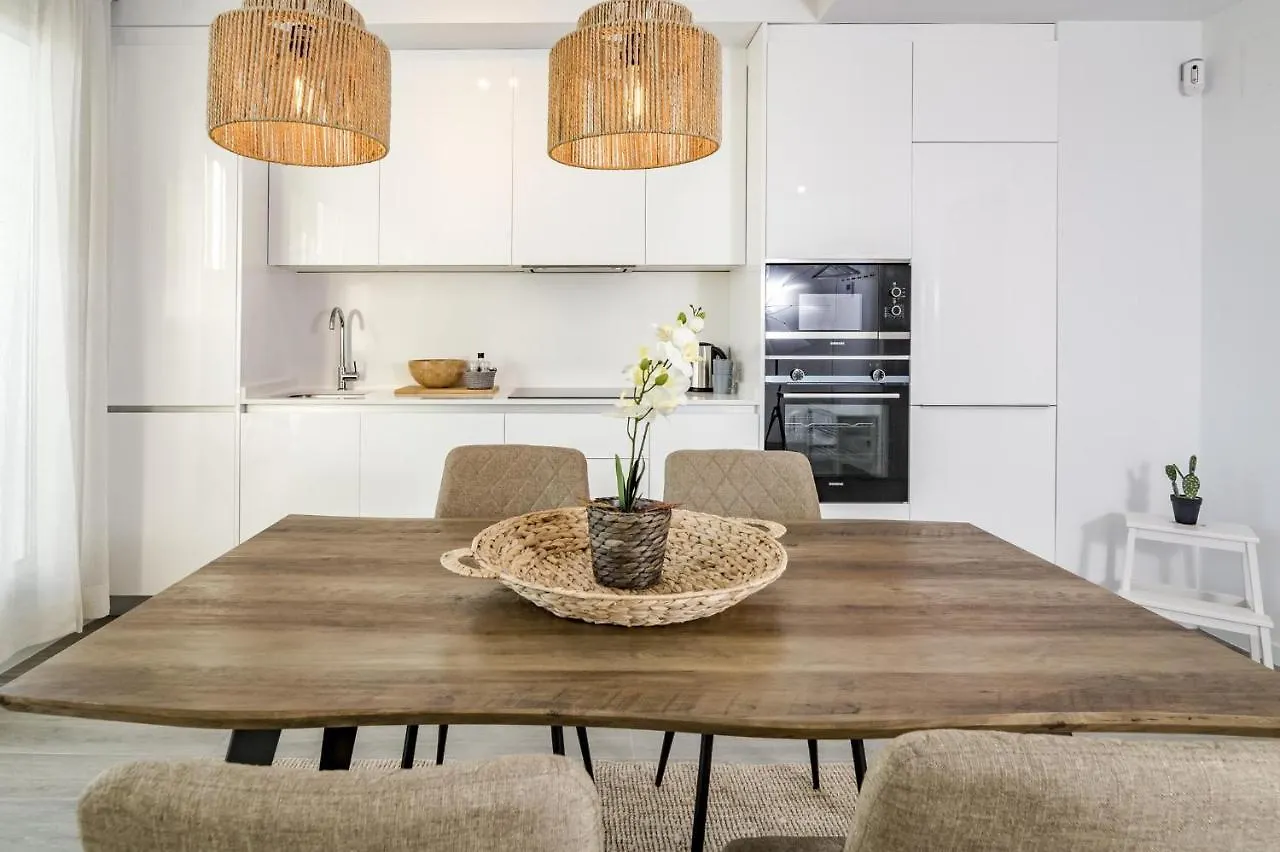 Lm12B- Exclusive 2 Bedroom Apartment In Le Mirage Estepona