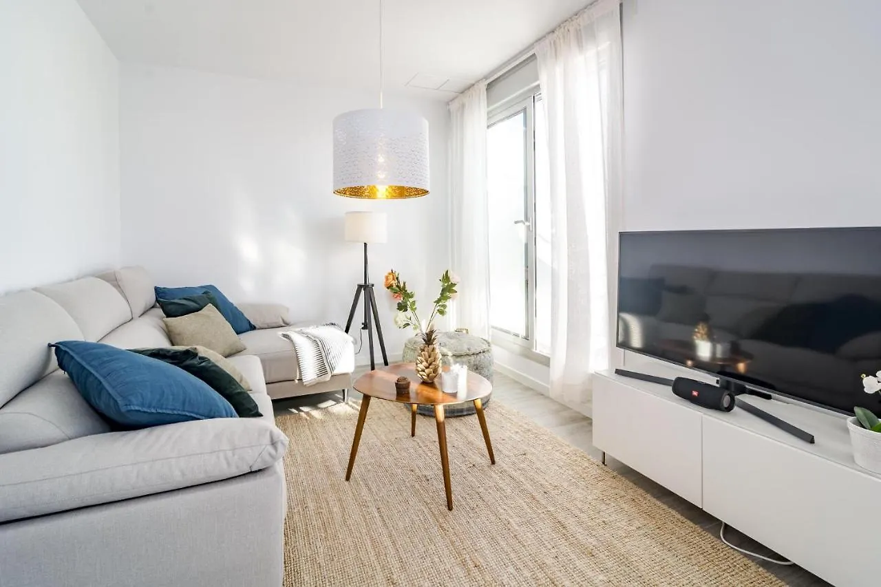 Lm12B- Exclusive 2 Bedroom Apartment In Le Mirage Estepona