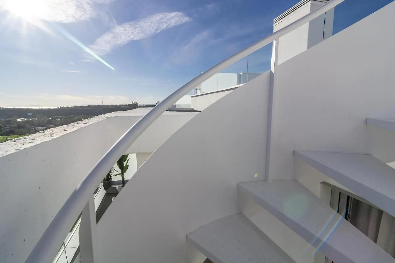 Lm12B- Exclusive 2 Bedroom Apartment In Le Mirage Estepona